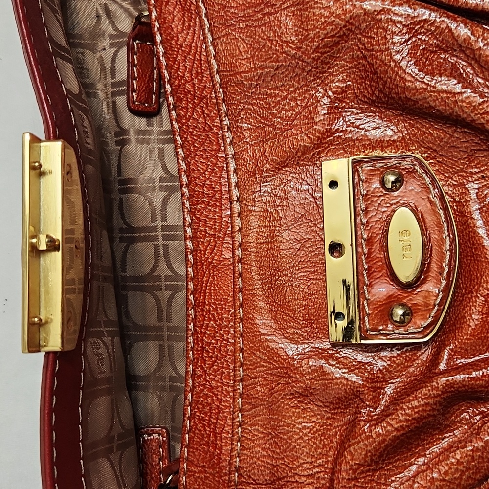 (SOLD) Rafe Pearl Red Leather Shoulder bag - Picture 4 of 13